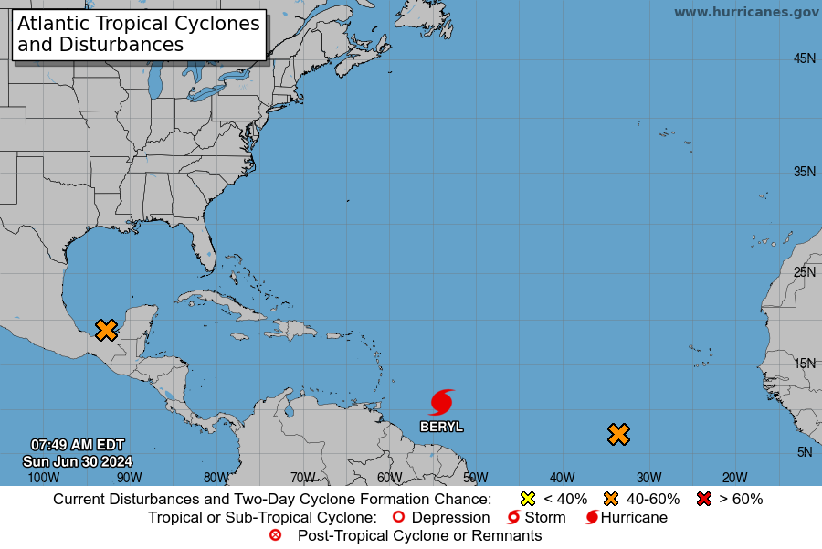 El hurac&aacute;n Beryl se convierte en categor&iacute;a dos y aumenta velocidad