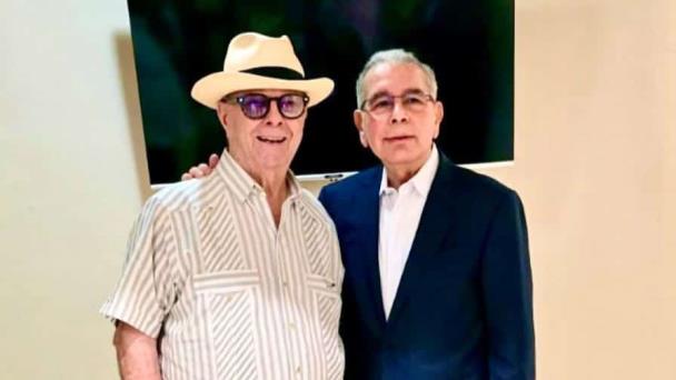 Hip&oacute;lito y Danilo se re&uacute;nen para &laquo;intercambiar ideas y renovar sus votos de amistad&raquo;