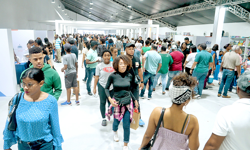 Feria del Libro inicia un amplio programa de actividades