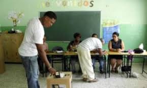 Espinal dice campa&ntilde;a transcurre sin propuestas y con vide&iacute;tos de redes; vaticina abstenci&oacute;n