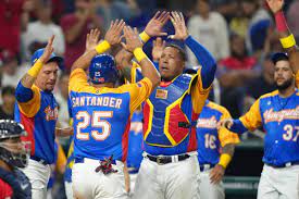 Venezuela gana en el Cl&aacute;sico de B&eacute;isbol