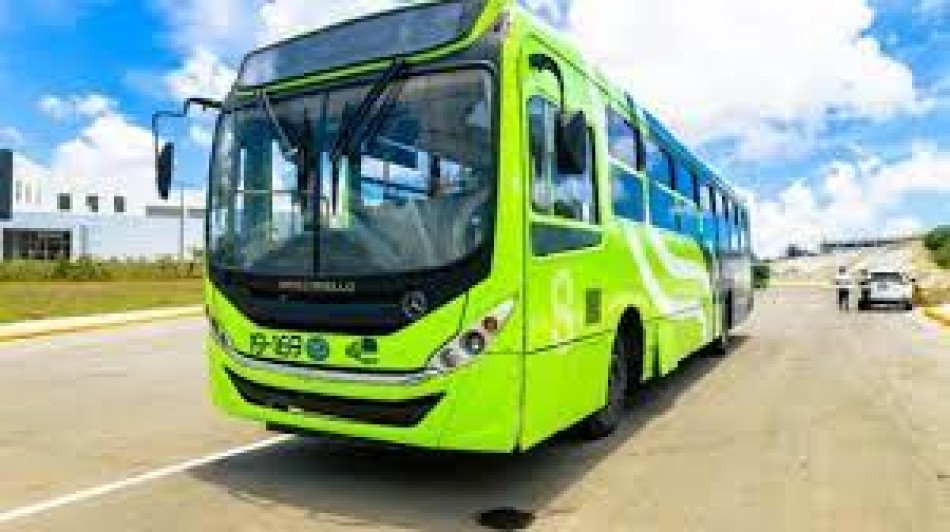 Autobuses de la OMSA del sistema integrado de Los Alcarrrizos tienen otros colores