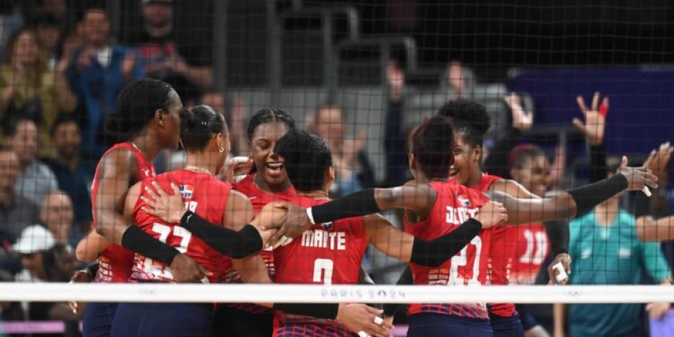 Reinas del Caribe caen en cuatro sets ante Italia
