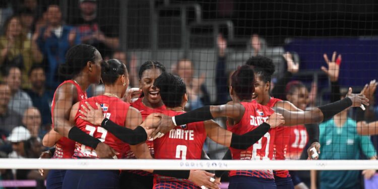 Reinas del Caribe caen en cuatro sets ante Italia