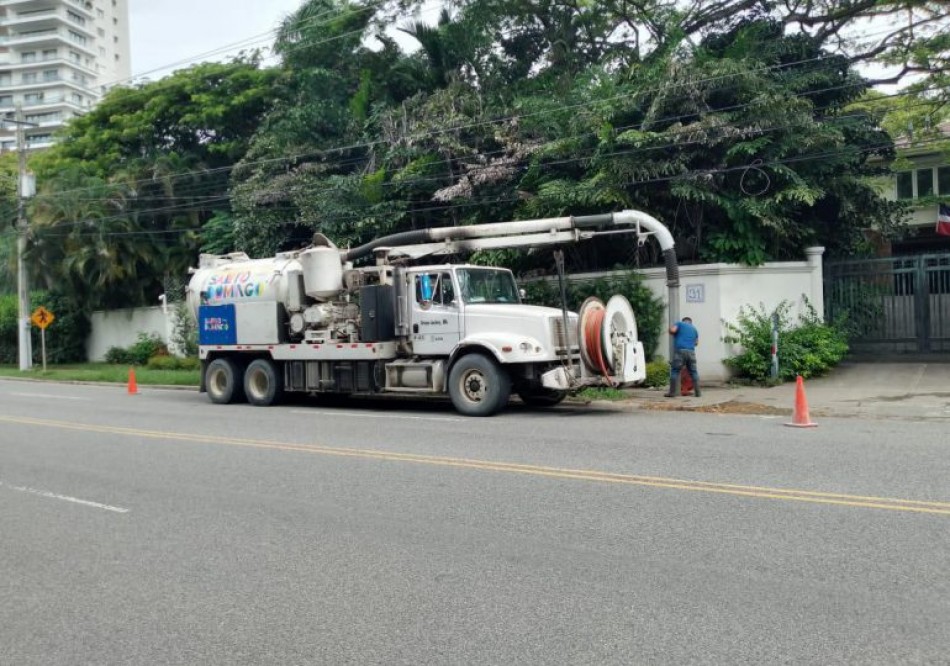 Alcaldía del DN continúa jornadas preventivas ante posibles efectos del huracán Beryl