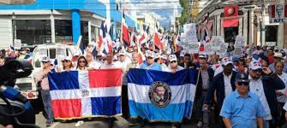 Duartianos y entidades c&iacute;vicas del Cibao reclaman en Marcha Patri&oacute;tica en Santiago acciones de comunidad internacional en Hait&iacute;