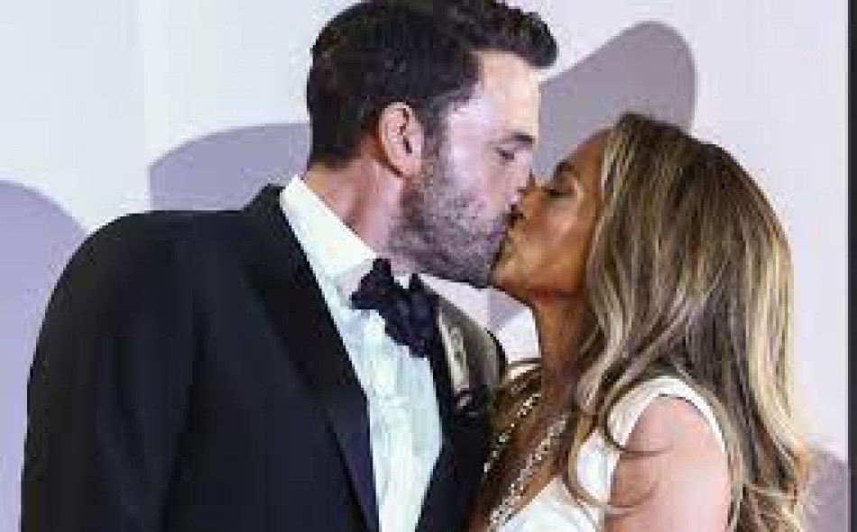 ¡Se repite la historia! Jennifer López se compromete con Ben Affleck!