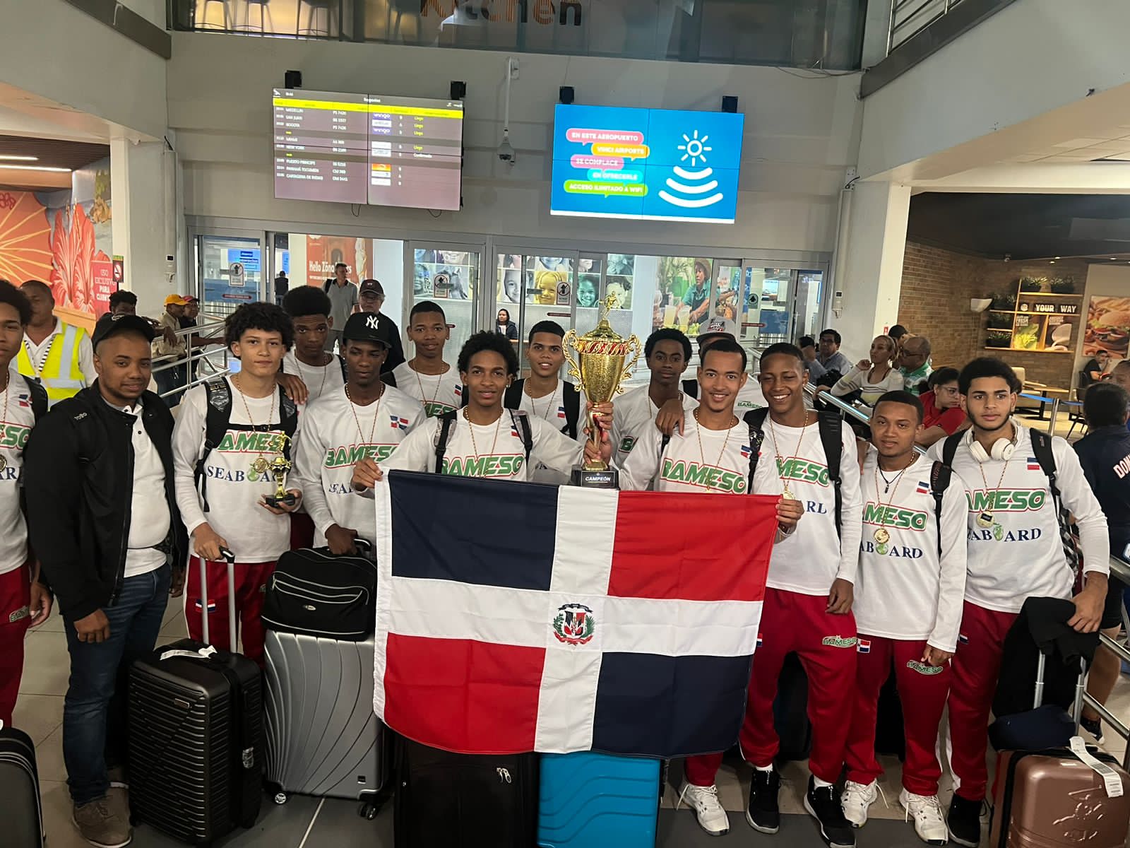 Bameso recibe con entusiasmo a sus campeones