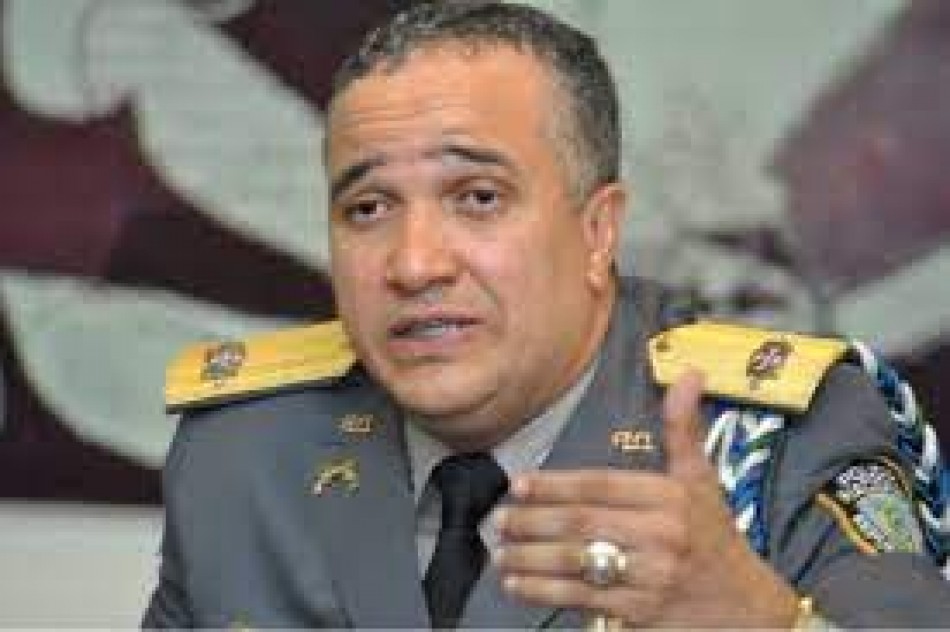 Exjefes de la Policía Nacional se defienden de acusación de corrupción