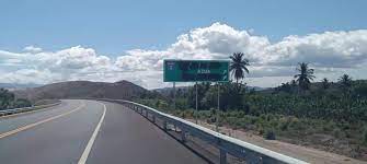 Desaprensivos da&ntilde;an se&ntilde;ales de tr&aacute;nsito en Circunvalaci&oacute;n de Azua