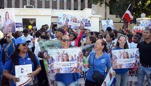 Docentes claman a MINERD reposici&oacute;n programa ingl&eacute;s
