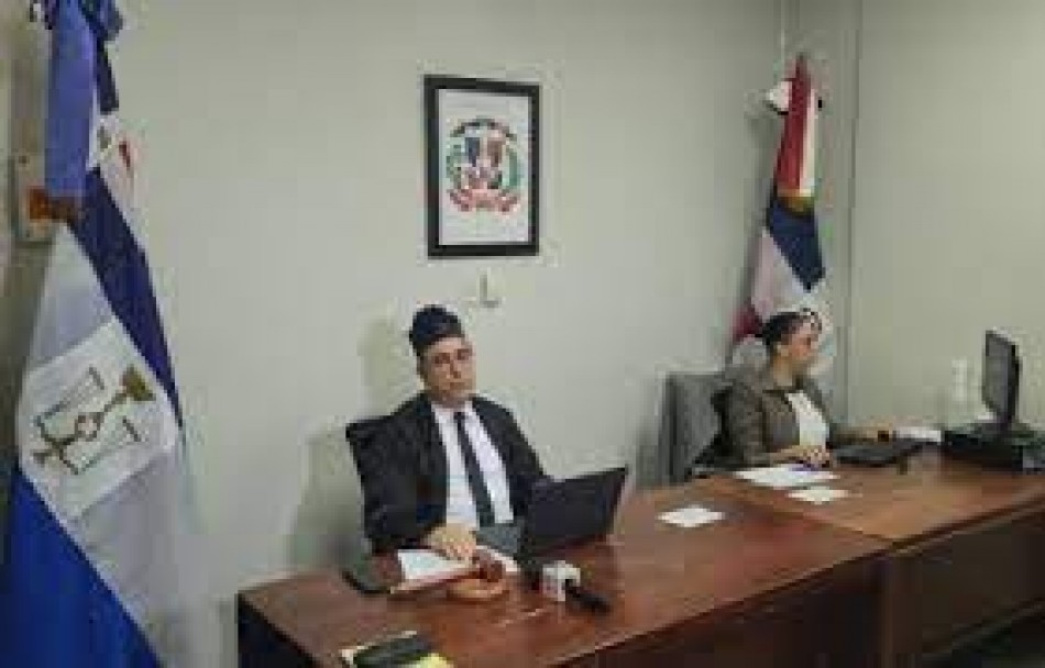 Juez niega reciba dinero para favorecer imputados en caso Multimuebles en La Vega