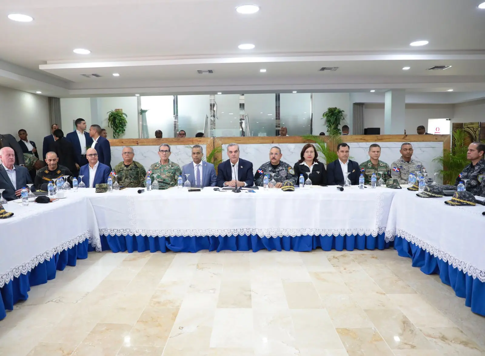 Abinader encabeza reuni&oacute;n de seguimiento al Plan de Seguridad Ciudadana
