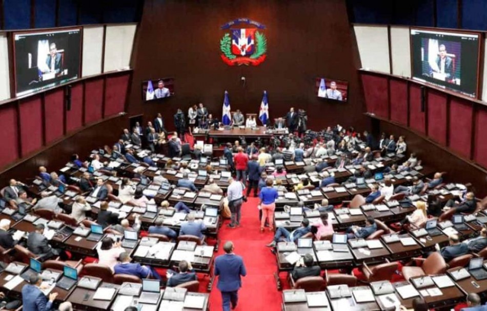 Diputados aprueban retirar de manera provisional proyecto de ley de ciberdelincuencia