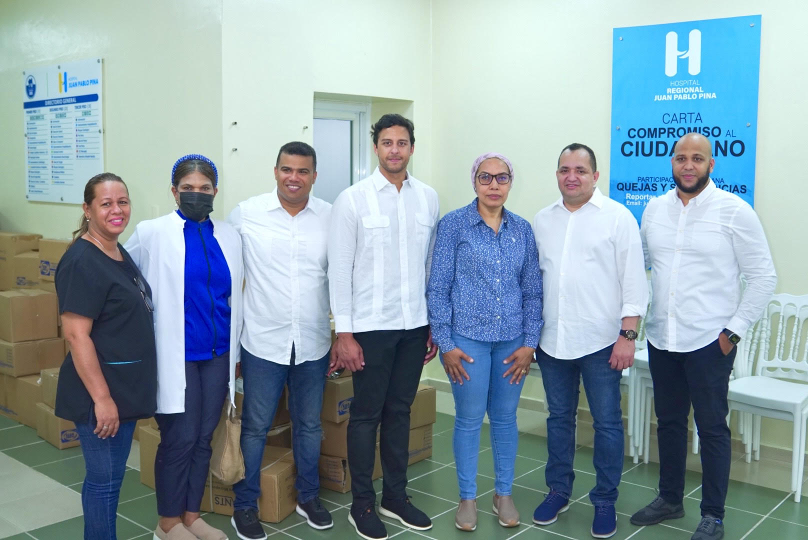 Fundaci&oacute;n Raymond Rodr&iacute;guez dona insumos m&eacute;dicos hospital