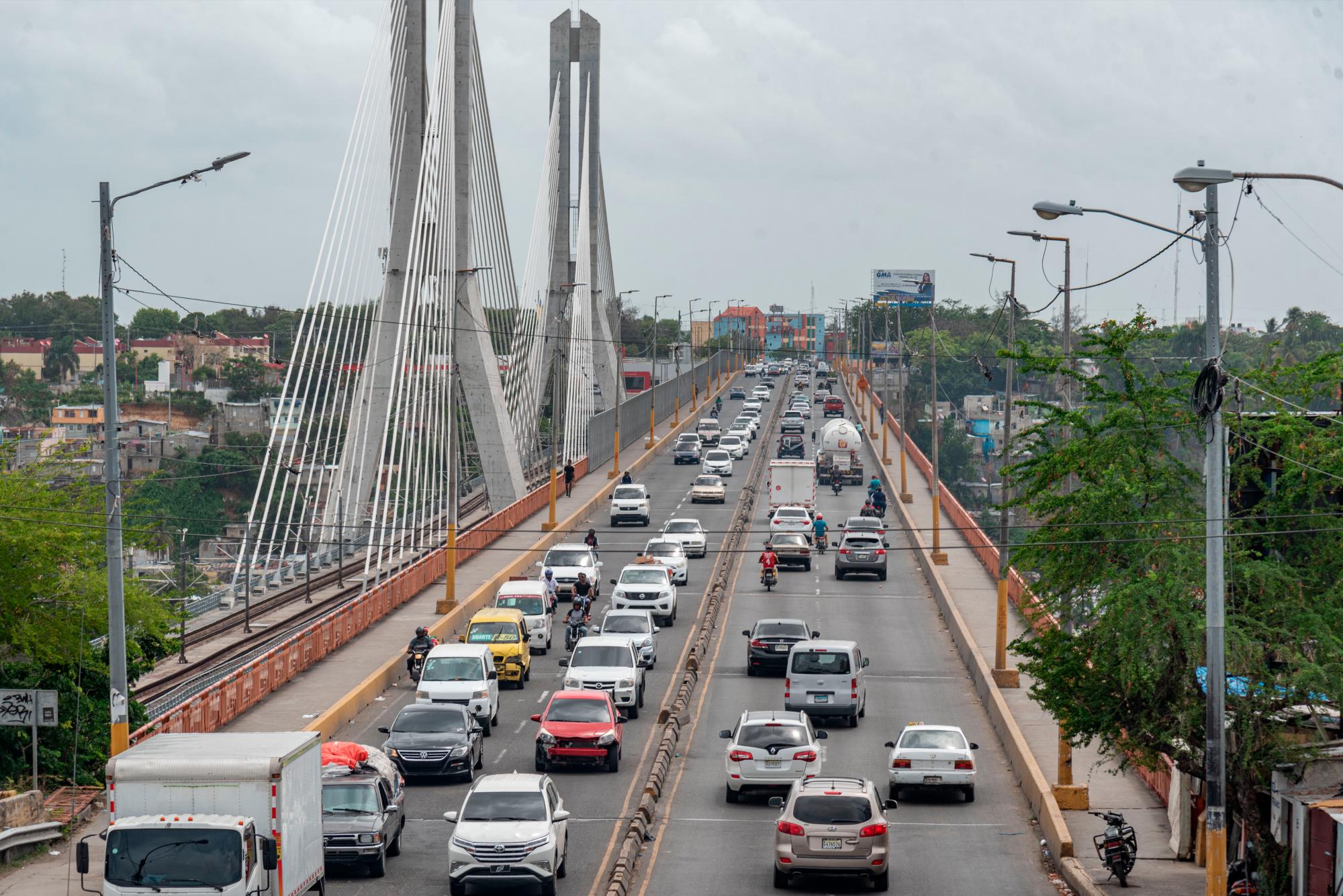 Obras P&uacute;blicas cierra desde hoy pasos a desnivel y puentes por mantenimiento