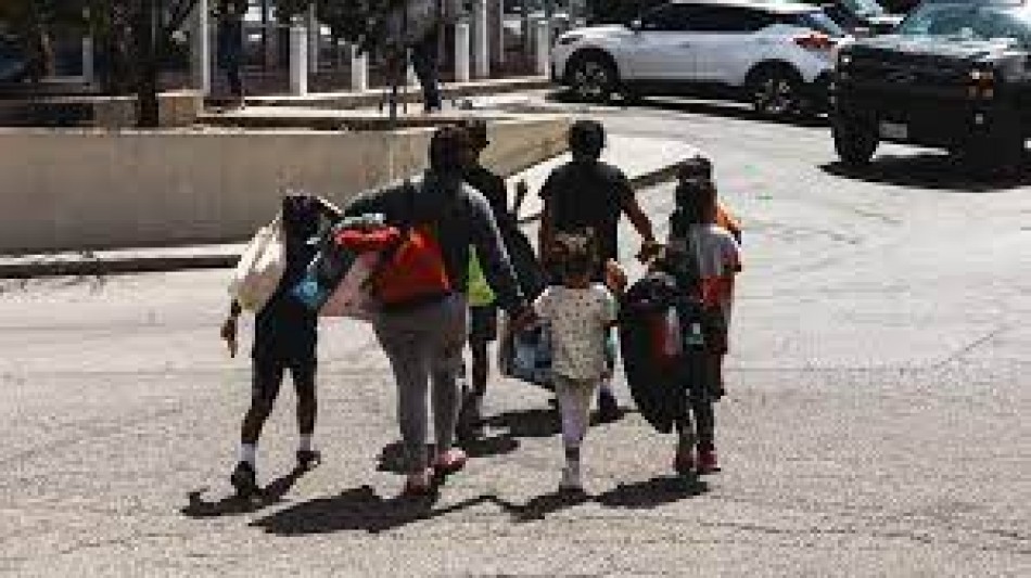 TEXAS: Abren investigación por envío migrantes a otro estado