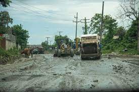 Obras P&uacute;blicas inicia trabajos para mejorar carretera de Duquesa
