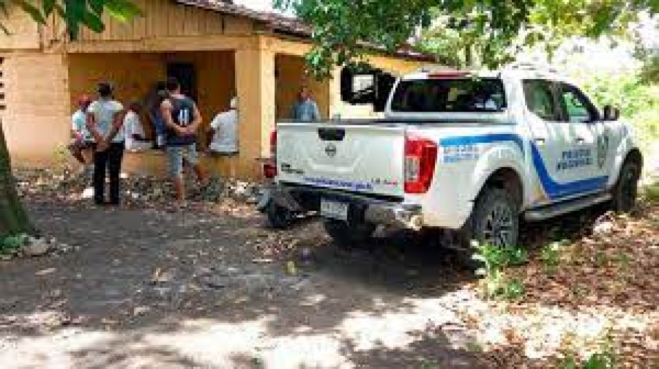 Hombre mata a tubazos a su madre y deja al padre en estado crítico