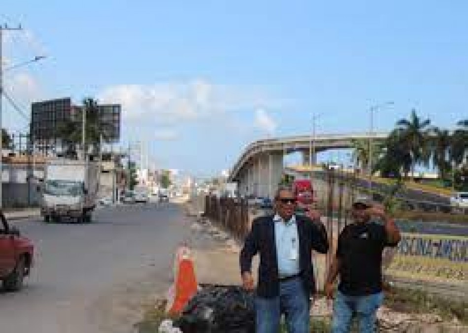 Piden a Abinader que ordene terminación de la construcción de avenida Marginal Norte