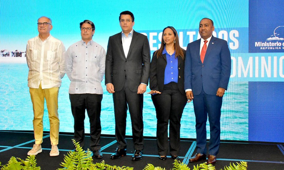 Más de 600 mil turistas visitaron RD en marzo pasado