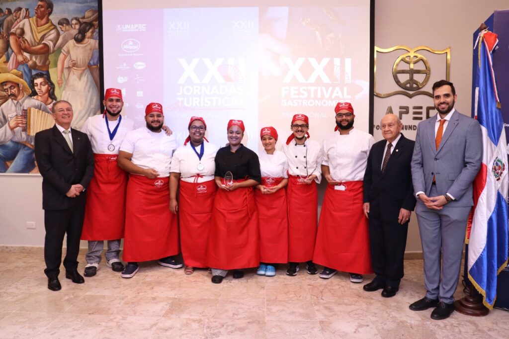 Unapec realiza XXII Festival Gastron&oacute;mico Interuniversitario 2022