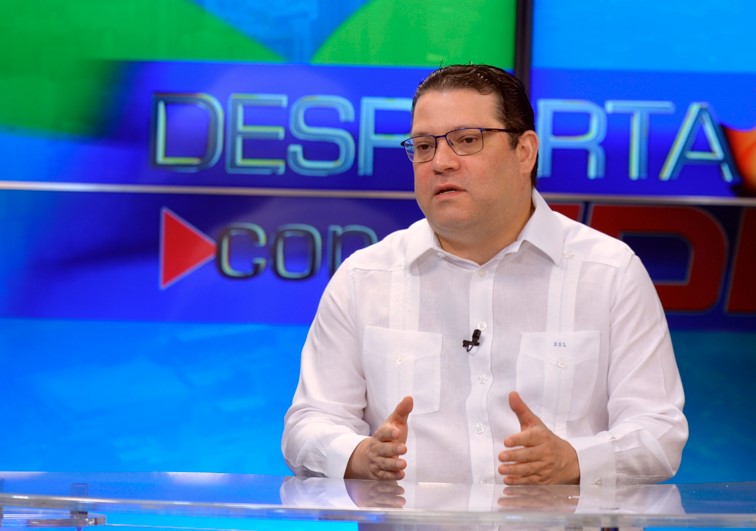 Eduardo Sanz Lovat&oacute;n dice desmontar subsidios ser&iacute;a &laquo;jugar con candela&raquo;