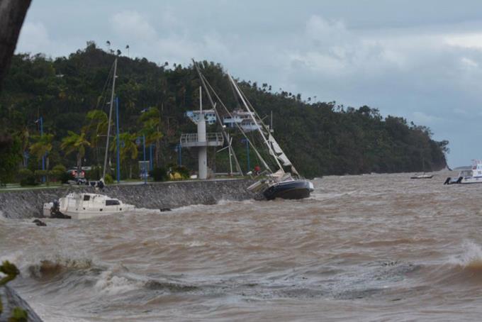 En Saman&aacute; est&aacute;n a espera de la ayuda por los da&ntilde;os