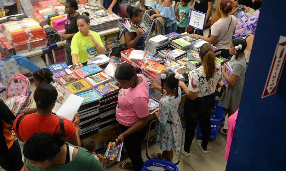 Compra de escolares se activa previo al inicio de clases