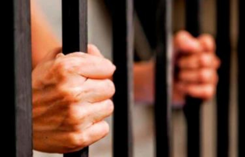 10 a&ntilde;os de prisi&oacute;n para hombre viol&oacute; adolescente en Santiago