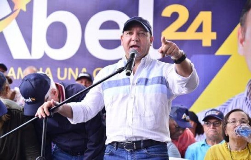 Abel responde a Margarita: &ldquo;Los espacios de mi campa&ntilde;a son de todos mis compa&ntilde;eros y aspirantes&rdquo;