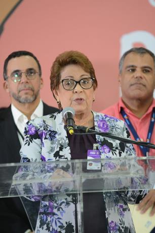 Fe de errata: Alejandrina dice corresponde al CP y al CC hacer alg&uacute;n tipo de acercamiento entre aspirantes