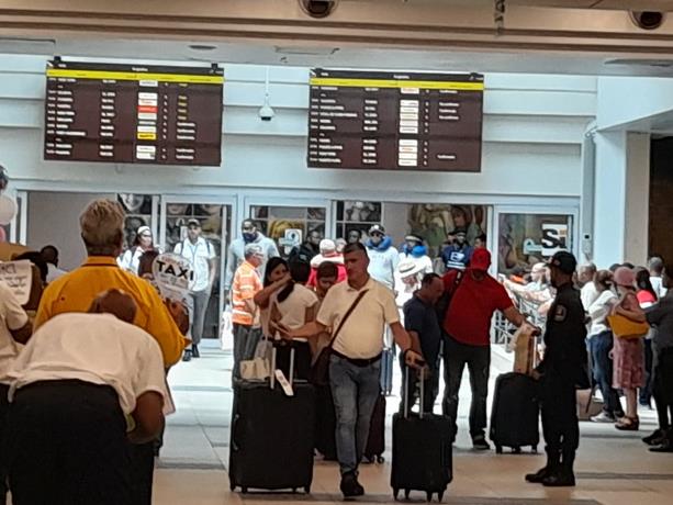 Flujo de pasajero por el AILA se incrementa en v&iacute;spera D&iacute;a de las Madres