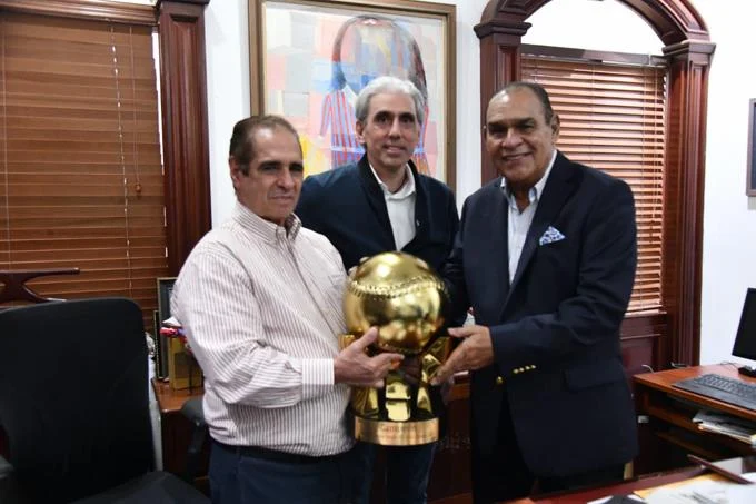 Licey gan&oacute; corona, pero perdi&oacute; dinero