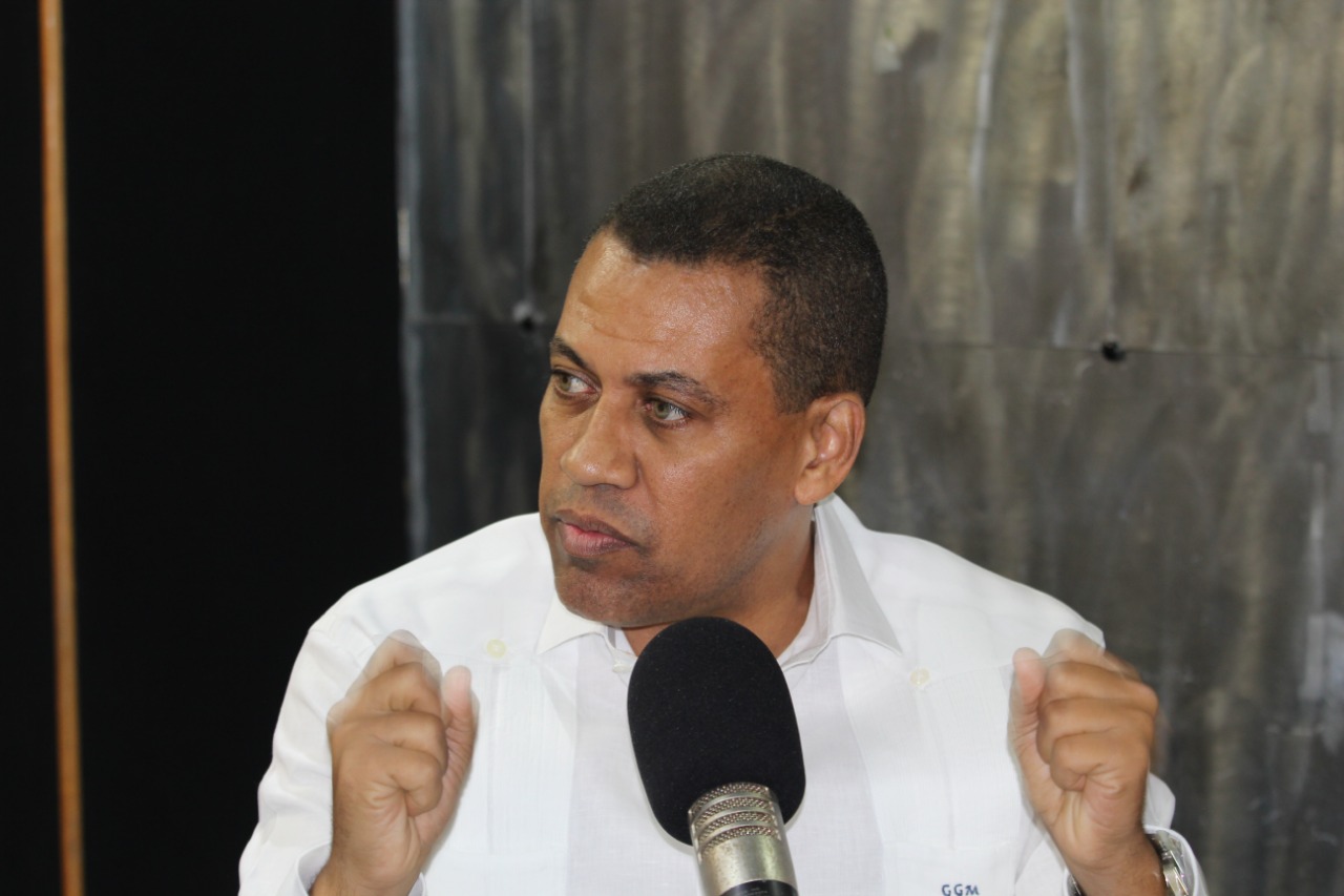 rueda de prensa del Dr. Guido G&oacute;mez Mazara