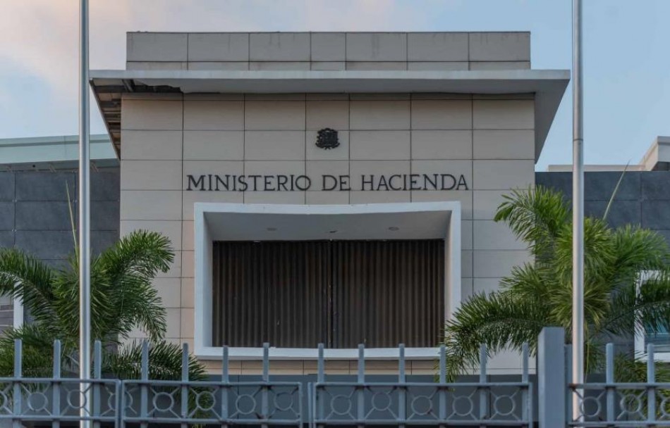 Alza de precios y libre tr&aacute;nsito inciden en subida de las recaudaciones por Itbis e hidrocarburos