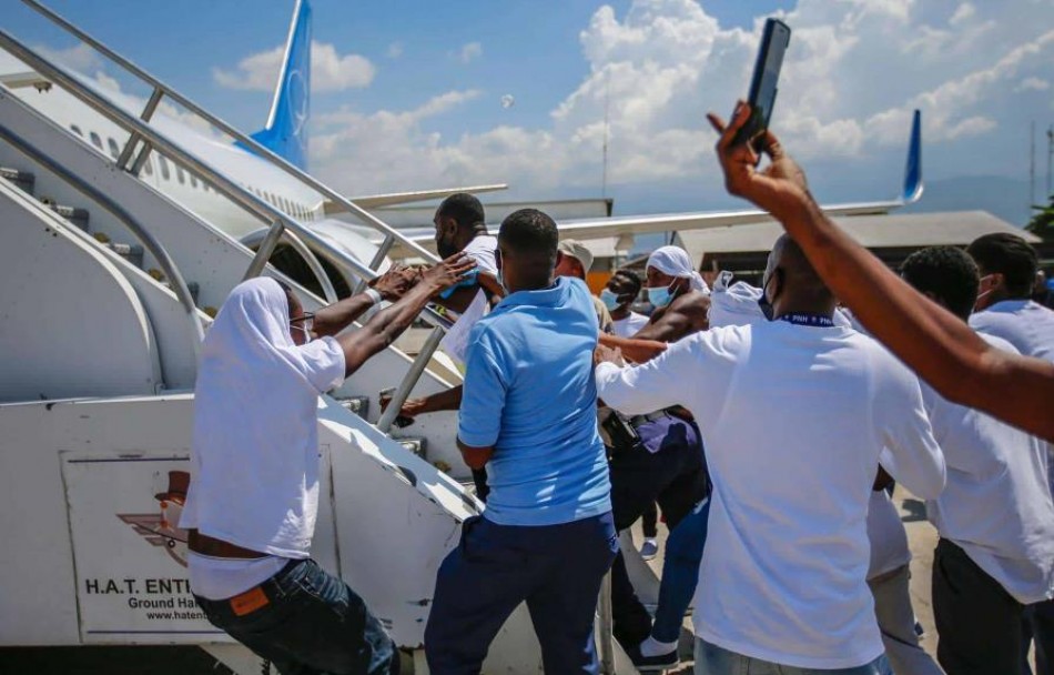 Estados Unidos lidera deportaciones de haitianos por mar y aire
