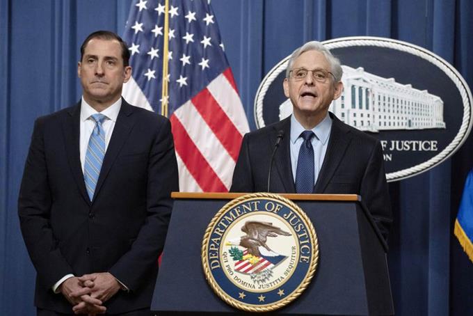 Hallaron m&aacute;s documentos en casa de Joe Biden