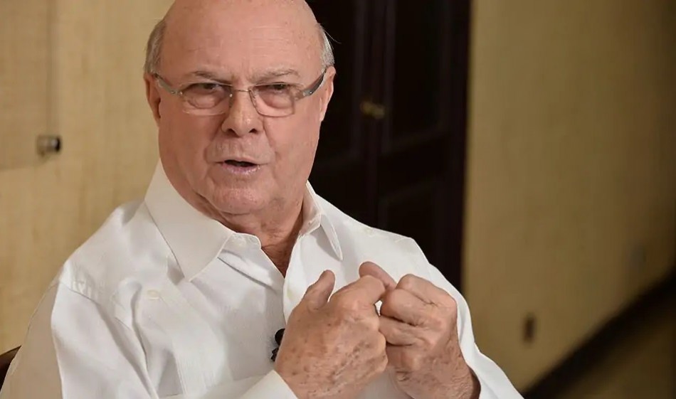 Hip&oacute;lito Mej&iacute;a anuncia su apoyo a Luis Abinader para buscar la reelecci&oacute;n en 2024