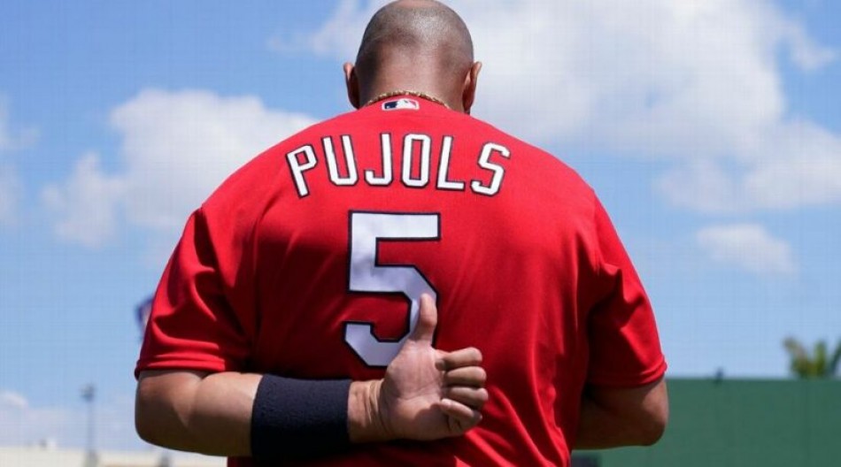 ALBERT PUJOLS Y OTROS PELOTEROS QUE REGRESARON A SU EQUIPO PARA EL ULTIMO ADIOS