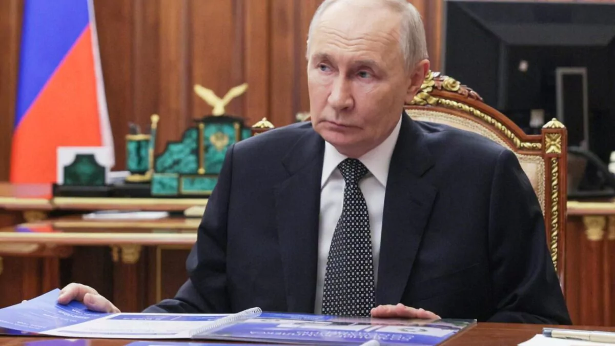 Putin llama al Gobierno ruso a impulsar desarrollo de regiones ucranianas anexionadas