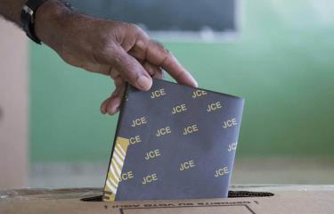 Candidatos deber&aacute;n captar el voto adulto y centrarse en siete demarcaciones