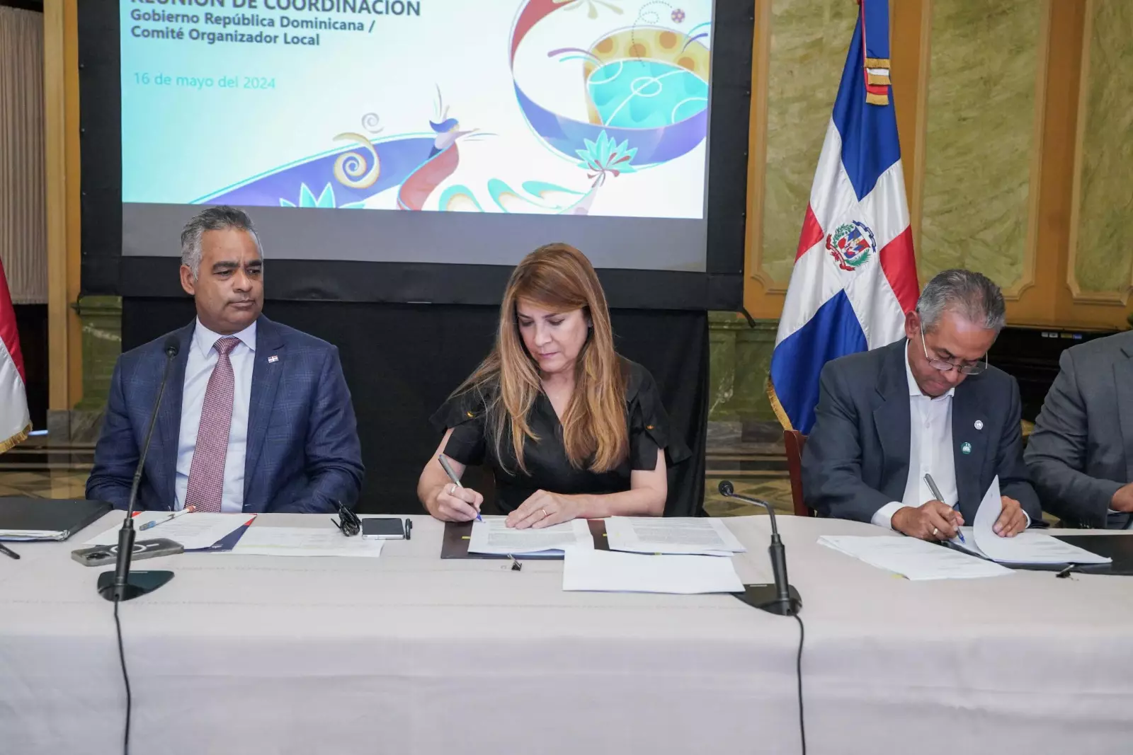 Santo Domingo y Santiago ser&aacute;n sedes de la Copa Mundial Femenina 