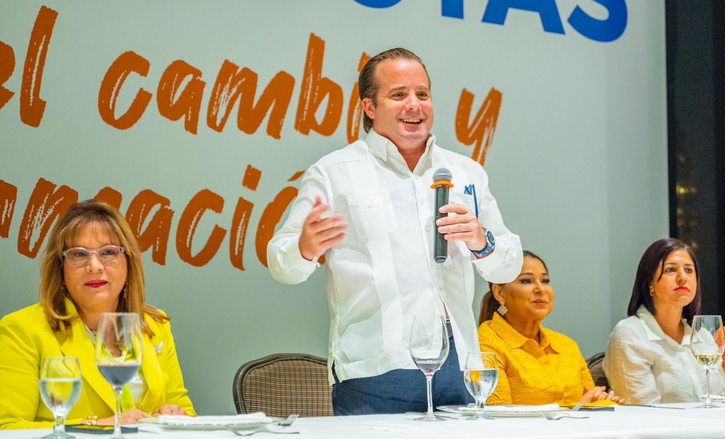 PRM aumenta en un 40% mujeres que ir&aacute;n al Congreso Nacional