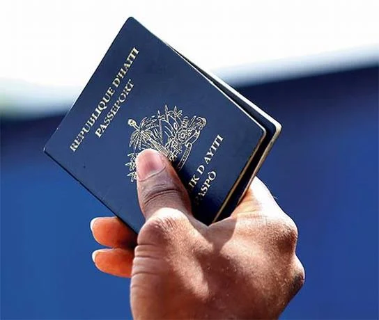 Visas dominicanas en Hait&iacute;: irregularidades que mueven millones