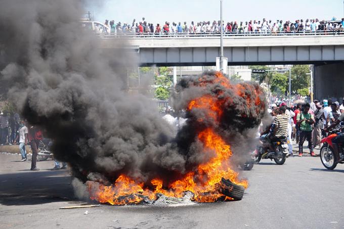 Intervenci&oacute;n de EEUU en Hait&iacute; es &ldquo;trago amargo&rdquo;