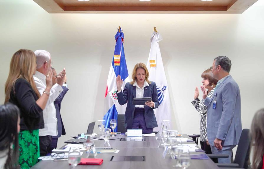 Ministra de Cultura juramenta miembros del Consejo de Mecenazgo