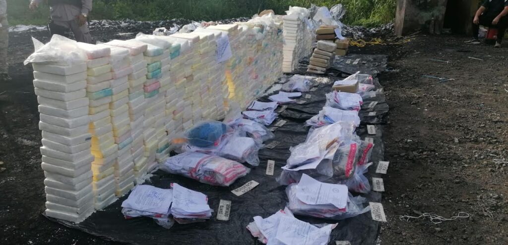 Inacif incinera m&aacute;s de una tonelada de drogas 