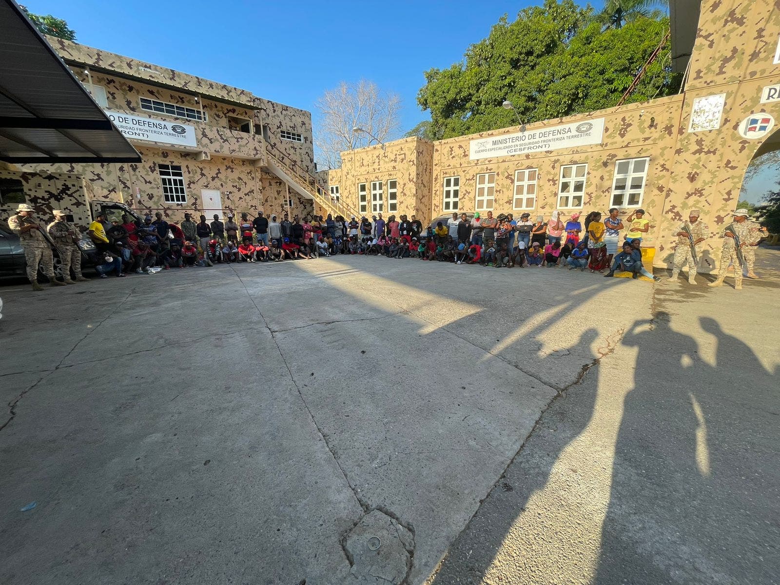 Detiene 117 haitianos indocumentados en Dajab&oacute;n
