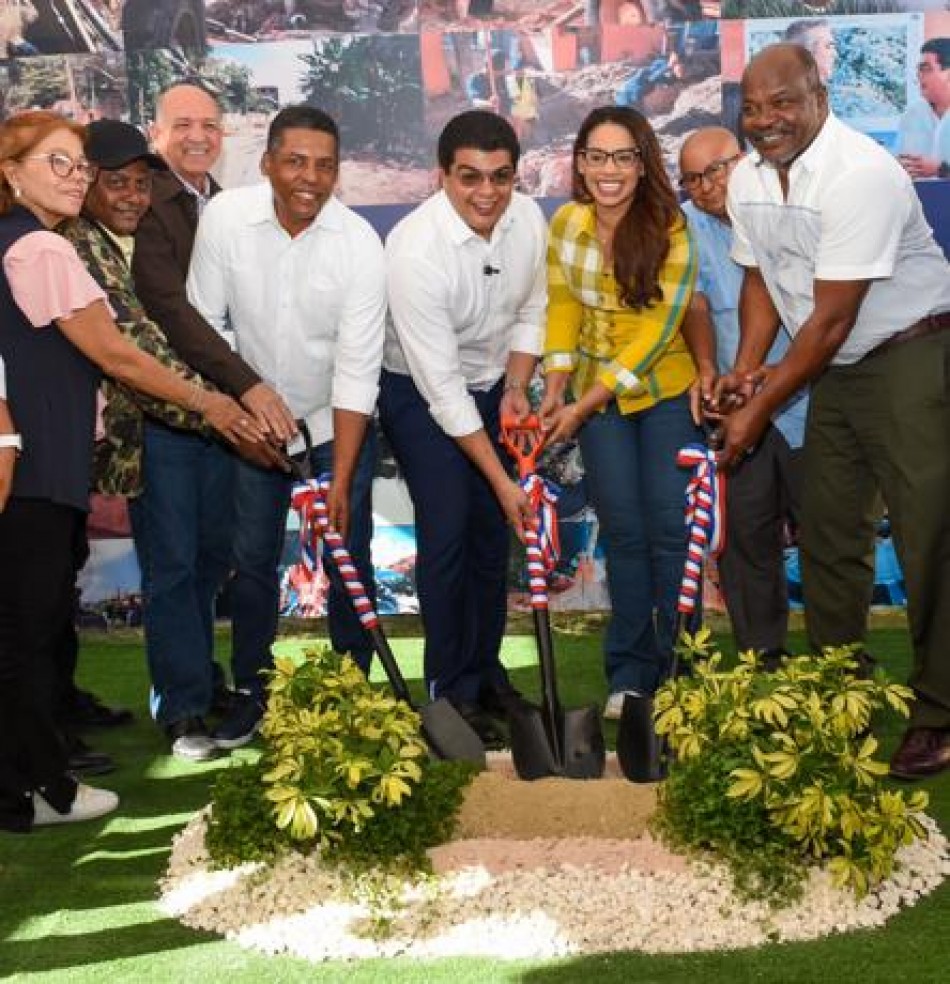 La Caasd inicia trabajos de saneamiento de la ca&ntilde;ada Mara&ntilde;&oacute;n en Sabana Perdida